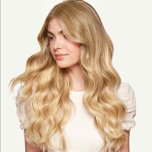 NWT Luxy 20” Seamless Clip In Extensions